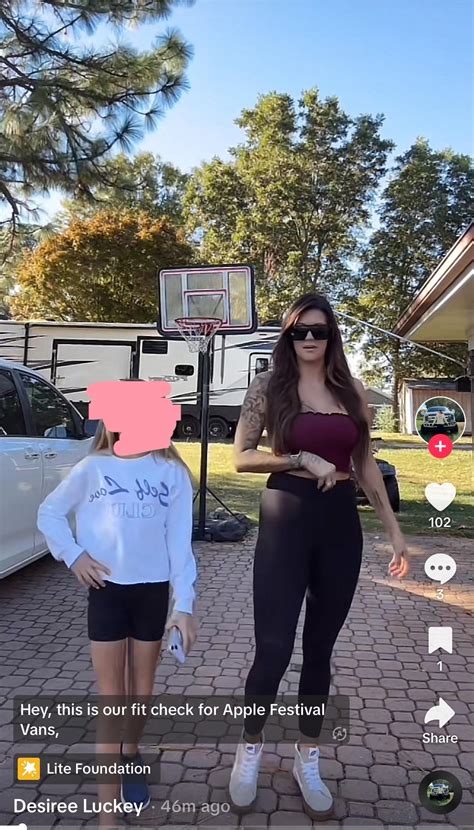 Desiree.. seriously : r/DesireeLuckeysnarkkk