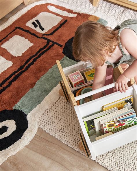 Finding the most efficient stops along the route of bus 2 4