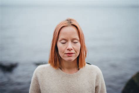 Lauantaille : irti päästämisen joogahetki - Anna-Mari