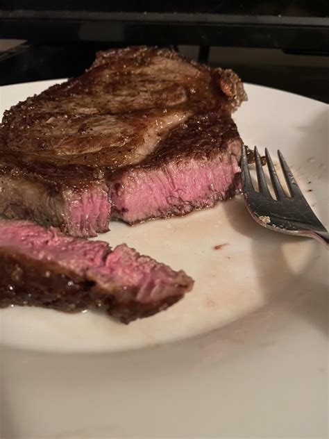 Is this medium or medium rare? : r/steak