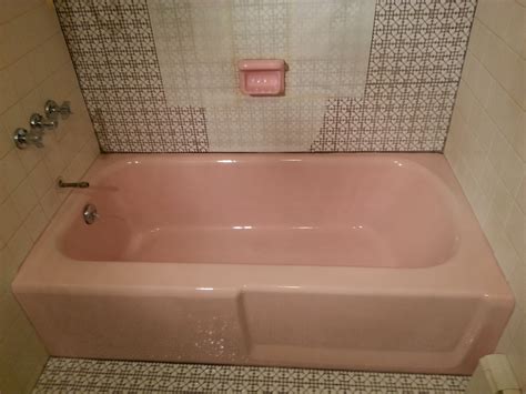 Wareham, MA Tub Surround Reglaze | Touch of Gloss
