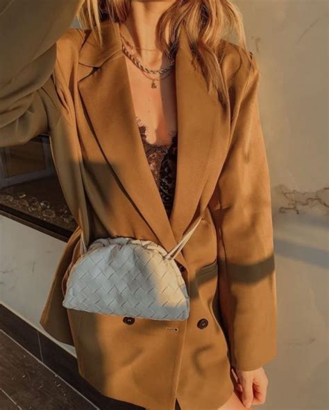 Klasa i kobiecość. Bottega Veneta - MAG - Stylowy magazyn