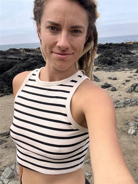 Braless by the beach. Actually always braless : r/braless