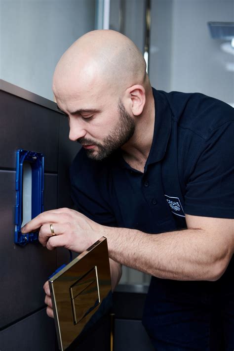Installer - Professional Builder