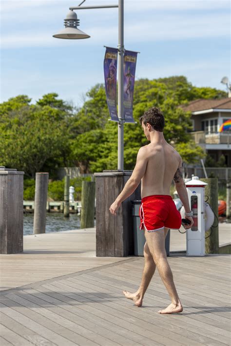 094A5714 v2 | Male feet, Barefoot men, Flickr