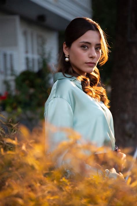 Клюквенный щербет, 1 сезон: смотреть онлайн сериал Kızılcık Şerbeti ...