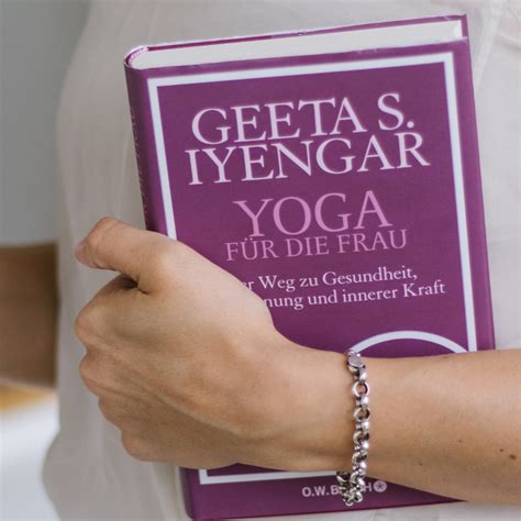 Wie Geeta S. Iyengar als Frau den Yoga geprägt hat - Zyklus Yoga