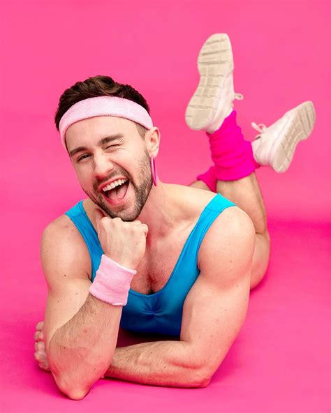 Okay algorithm, I’m a fun gay personal trainer in NYC looking to