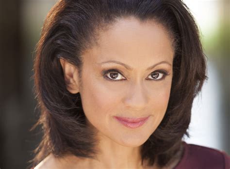 Anne-Marie Johnson's Bio - Husband, Net Worth, Family, Age