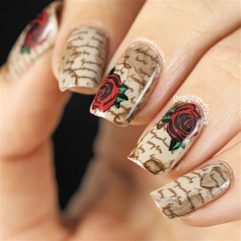 Vintage Nails Art