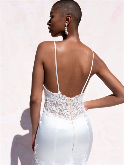 Off the Rack Wedding Dresses Orlando | Sample Sale Gowns | The Bridal