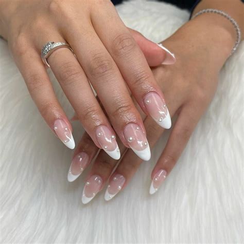 33+ Easy and Simple Wedding Nails For Bride - Nail Designs Daily