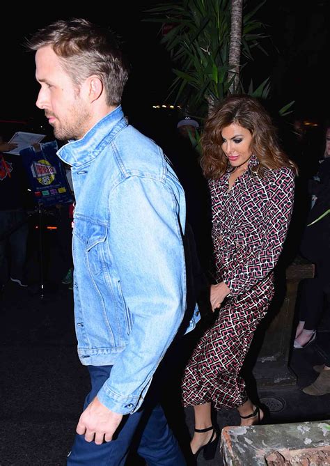 Eva Mendes And Ryan Gosling Kissing