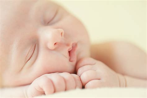 Newborn Baby Photographer in Dorking, Surrey