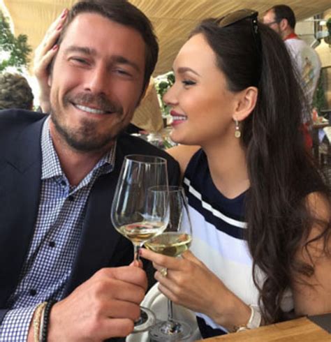 Marat Safin refuses to talk about new novel – Celebrity News