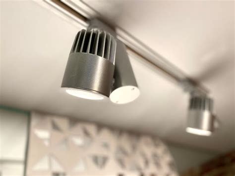 2" Spot Track Luminaire