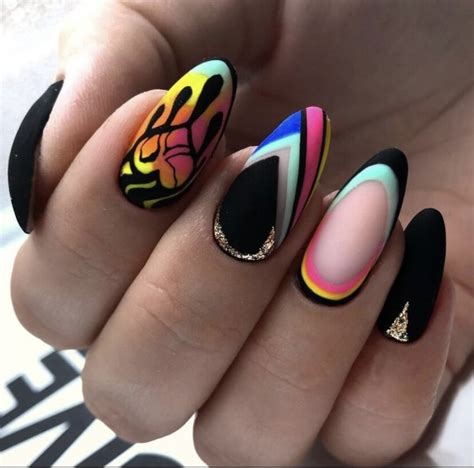 Топ 30 идей чёрного маникюра на лето 🌸 | Nadin_for_nails | Идеи ...