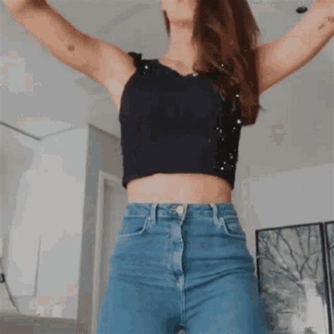 Mari Gonzalez GIF - Mari Gonzalez - Discover & Share GIFs