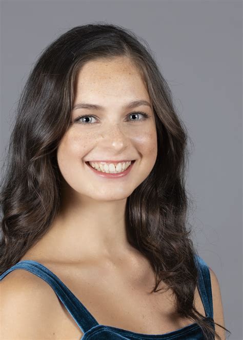 Bio - Kaylie Conner - Ballet Victoria