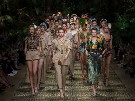 40 нарядов сицилийских джунглей из новой коллекции Dolce & Gabbana ...