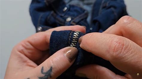 How to Fix a Broken Jeans Zipper in 6 Easy Steps | Upstyle