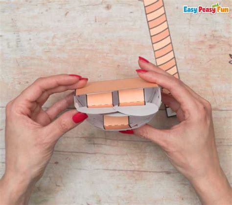 Easter Basket Craft - Easy Peasy and Fun