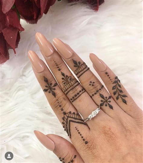 simple henna mehndi small henna tattoos henna inspired tattoos