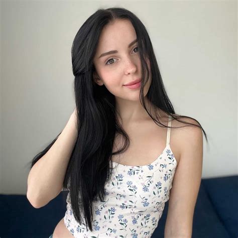 Lily - OnlyDiscovery