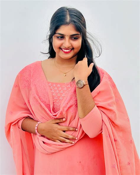 𝓢𝓻𝓾𝓽𝓱𝓲 𝓐𝓷𝓲𝓵 (@sruthi._.anil_) • Instagram photos and videos