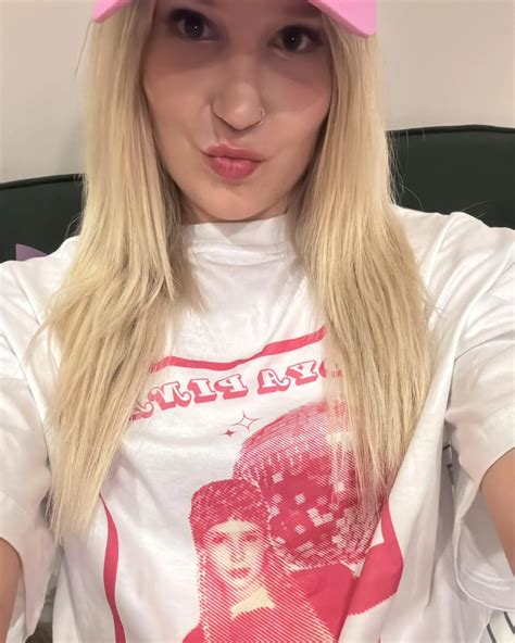 Manifest TR Magazins | Lidya Instagram kanal Güncellemesii 🩷 | Instagram