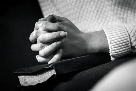 Best Black Woman Praying Hands Stock Photos, Pictures & Royalty-Free ...