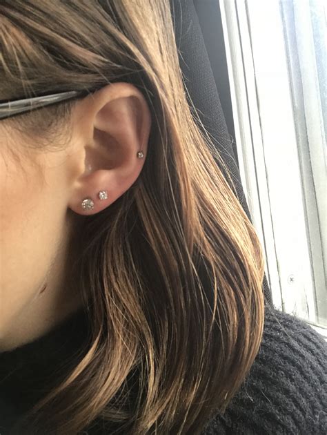 Lobe Piercing Vs Cartilage at Luis Silva blog