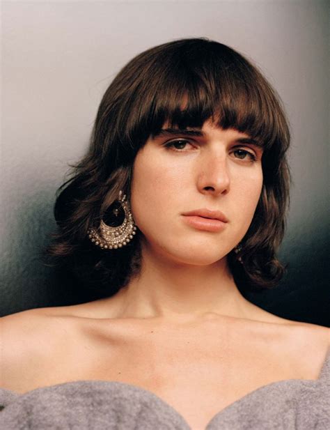 Hari Nef (Rollacoaster Magazine)