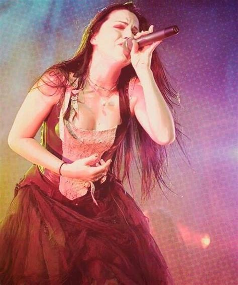 Fallen Tour Anywhere But Home DVD | Amy lee evanescence, Amy lee ...