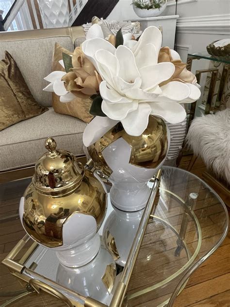 Pin by ANNIE on SALA in 2024 | Glam decor, Black decor, Decor