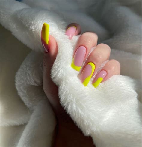 Пин от пользователя 𝓐rmanova🩵 на доске nails/manicure | Бежевые ногти ...