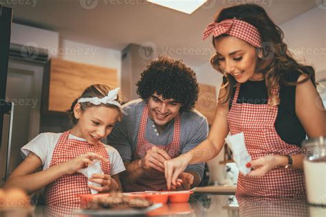 Teamwork In The Kitchen 13874308 Stock Photo at Vecteezy