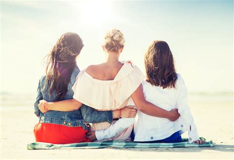 How To Find Female Travel Companions (For Women Only)