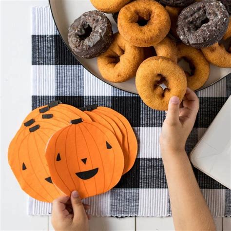 Decoração de Halloween: tutoriais e 110 ideias para você se inspirar