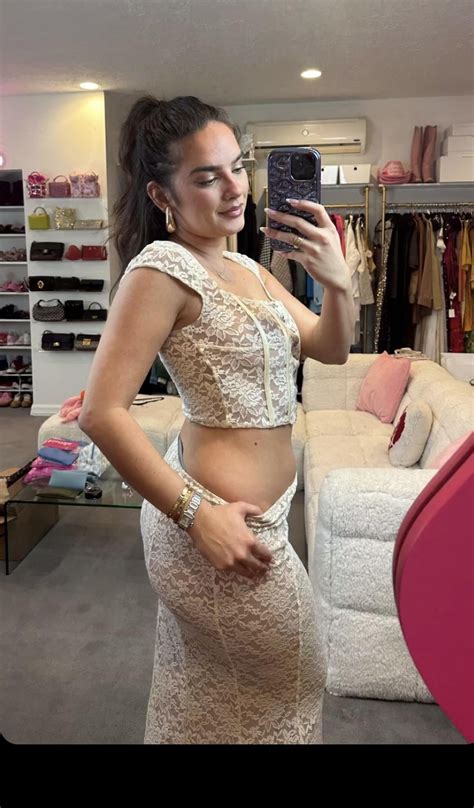 😮‍💨 : r/NatalieNoelFeet