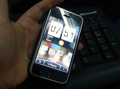 මොනවද මේ Jailbreak කියන්නේ What Is Jailbreak