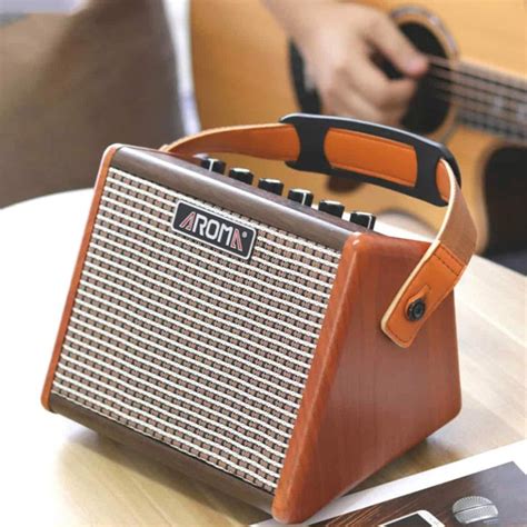 Aroma AG-15A Acoustic Amplifier with Rechargeable Battery