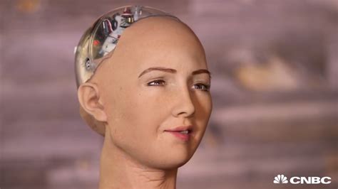 Human-like Robot Mimics 62 Facial Expressions