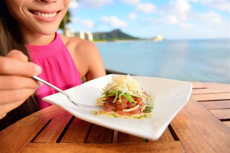 4 Health Benefits of Eating Seafood: Hawaiian Cuisine Shares - Da ...