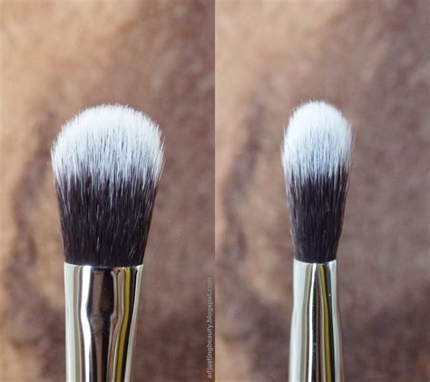 Review: Zoeva 227 Soft Definer Vegan and 105 Luxe Highlight - Adjusting ...