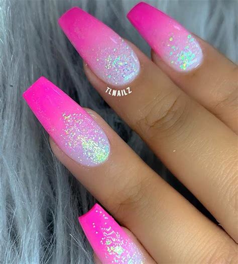 21 Ways to Wear Pink and White Ombre Nails – StayGlam