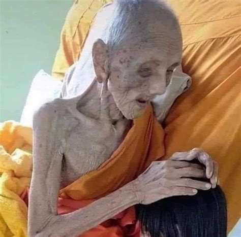 Тибетский монах обнаружен в горной пещере в Непале. В 259 лет он должен ...