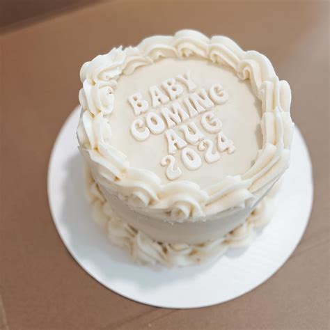 Cakes By Kourtney (@kourtskakes) • Instagram photos and videos