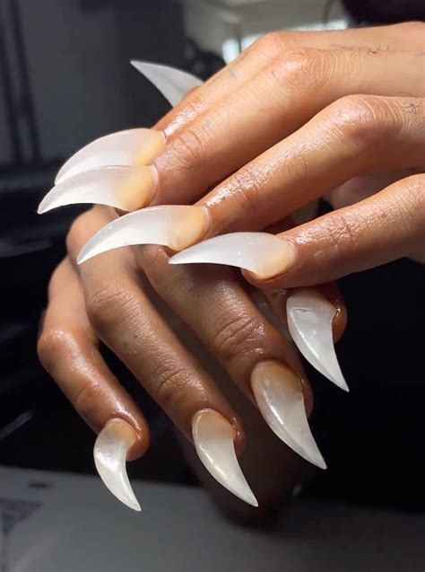 Claw Nail Shape Trend: Designs and Inspiration | PS Beauty