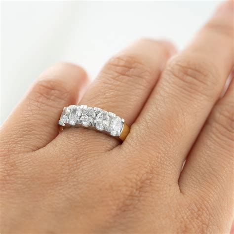 finger   wedding ring worn  gerard mccabe